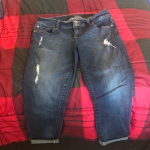 Torrid Medium/Dark wash jegging Capri pants